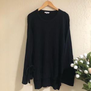 1 State Black Sweater Bow Tie Sleeves